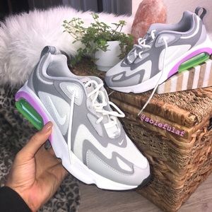 SOLD - Nike: Gray Air Max 200